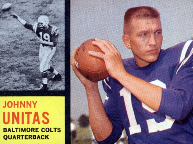 Johnny Unitas 1962 Topps football card (#19, Baltimore Colts)