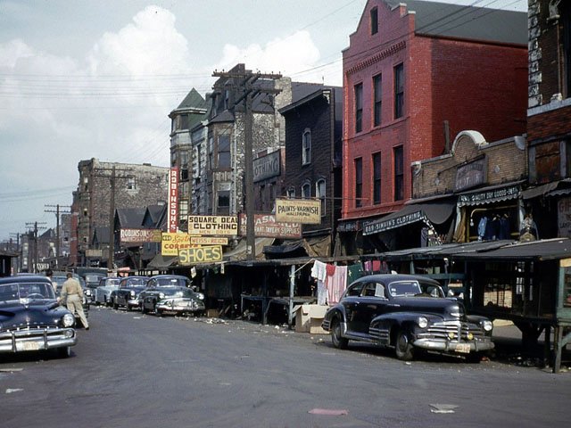 Kodachrome Chicago of 1953: Maxwell Street