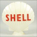 Shell vintage gas pump globe